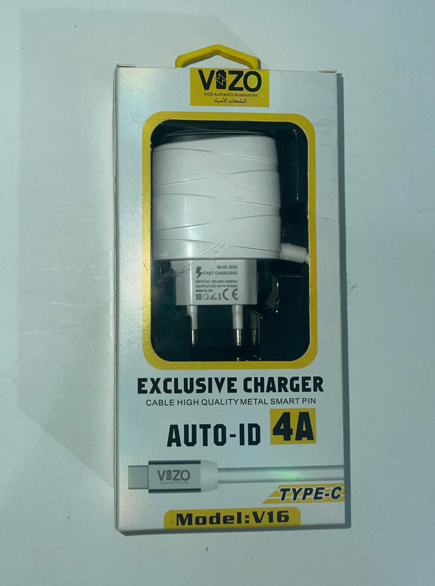 VIZO V16 Fast Charger - 4 Amp Rapid Charging, Triple USB Ports, Auto ID Technology, Quick Charger with 1-Meter Cable